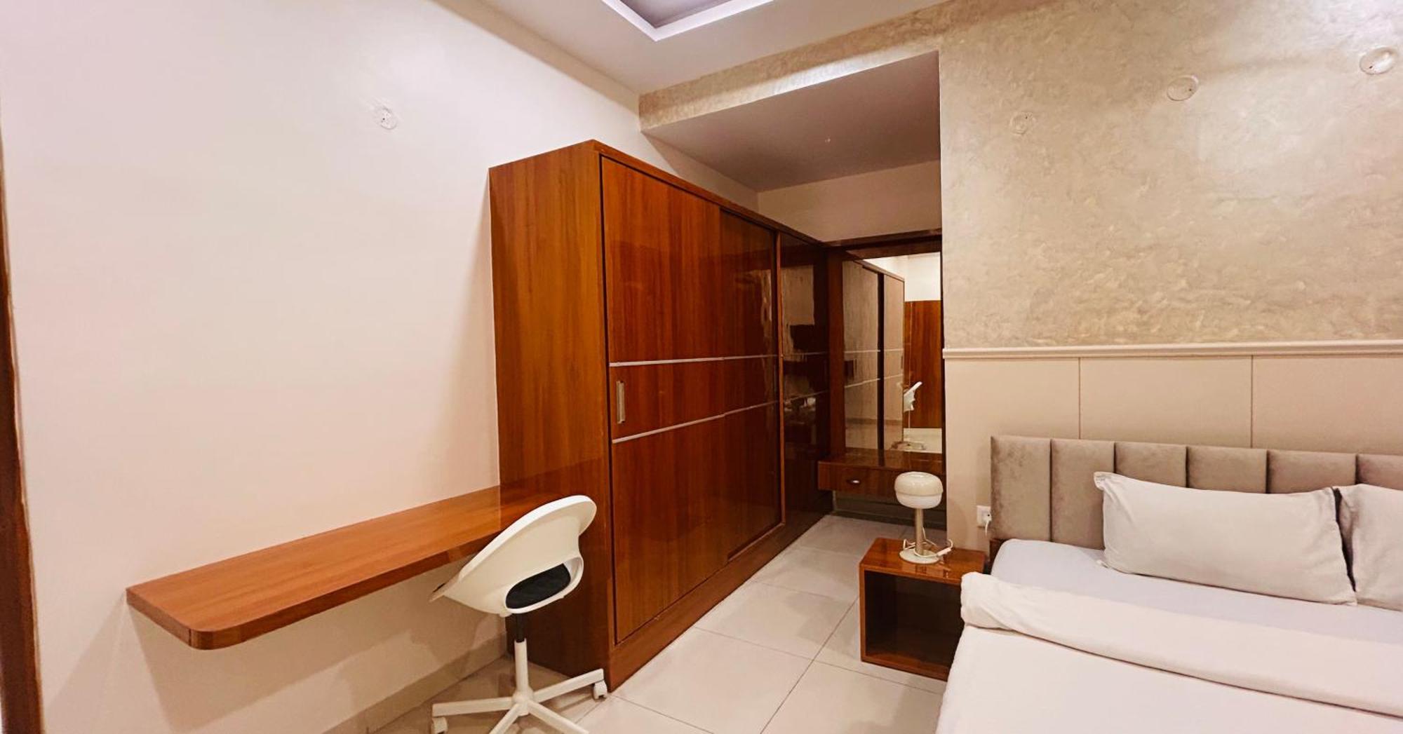 Dcasa Apartment Hotel Haïdarabad Extérieur photo